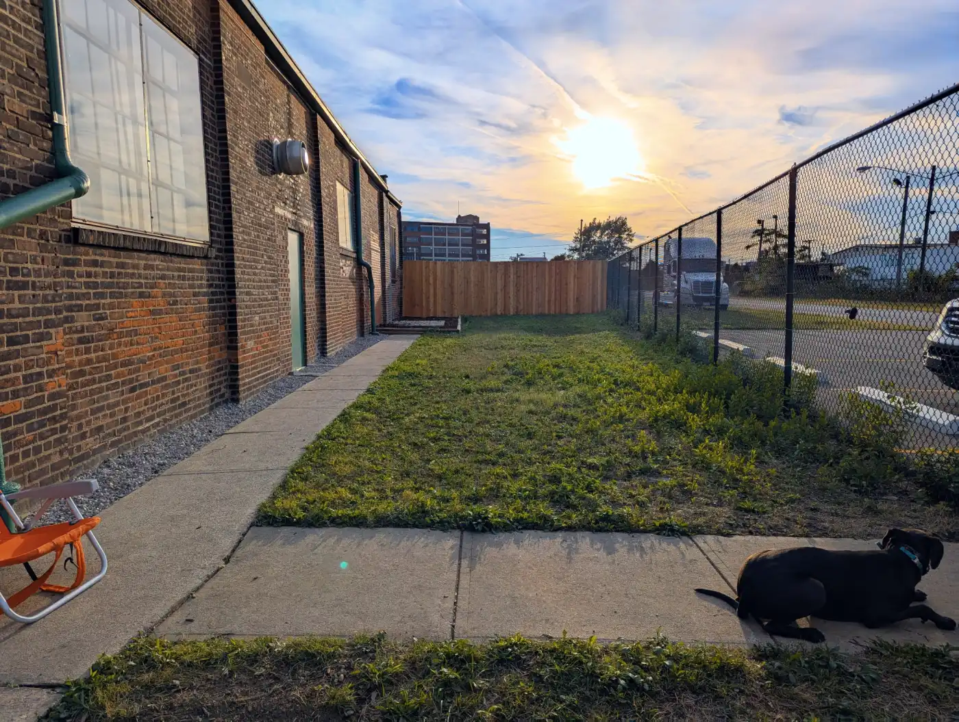 Outdoor play yard at Beegan K9 small group dog daycare Cleveland